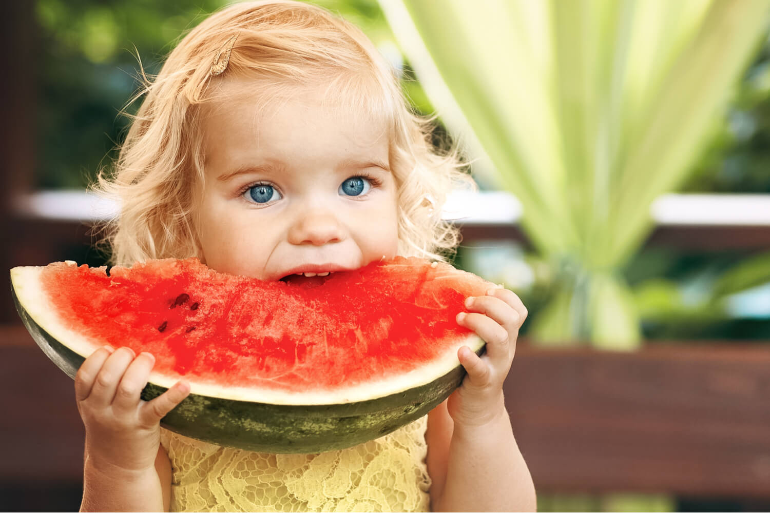 toddlerm eating watermelon